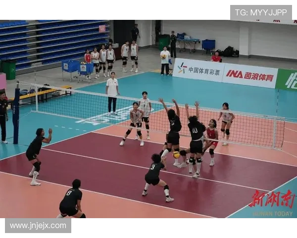 全运会排球女子成年组首日赛事 北京队迎来开门红成功首胜
