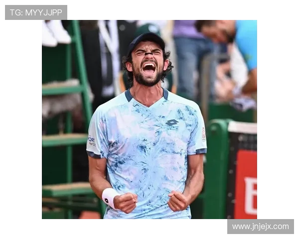 德约科维奇爆冷不敌大黑马无缘上海大师赛决赛表现成赛后热议焦点